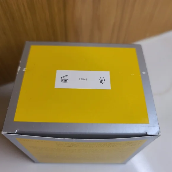 15 Kate Somerville Somerville360° Face and Body Self Tanning Towelettes